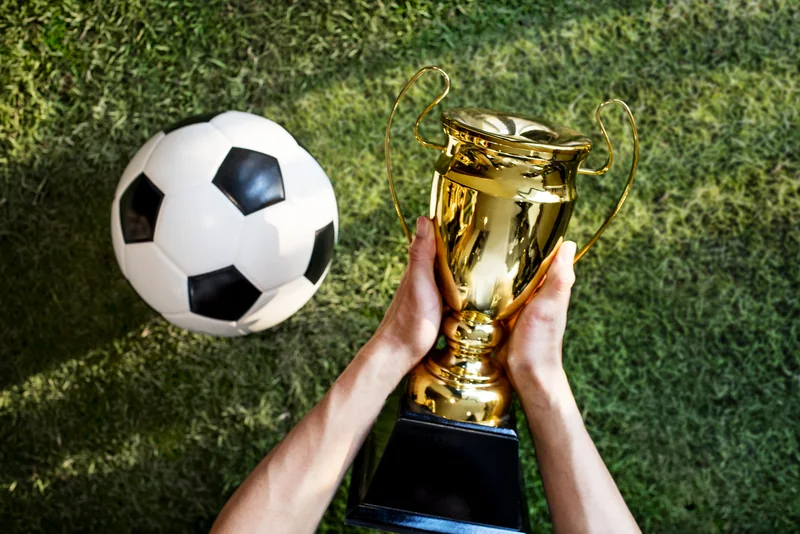 Pemain olahraga dalam suasana kompetisi untuk melengkapi cerita sports ATOM138